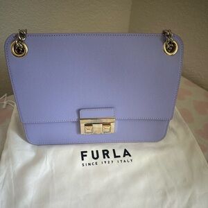 Metropolis leather handbag in purple - FURLA